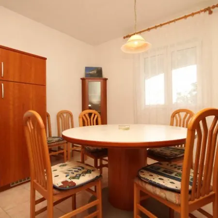 Apartmán With A Parking Space Rukavac, Vis - 2469