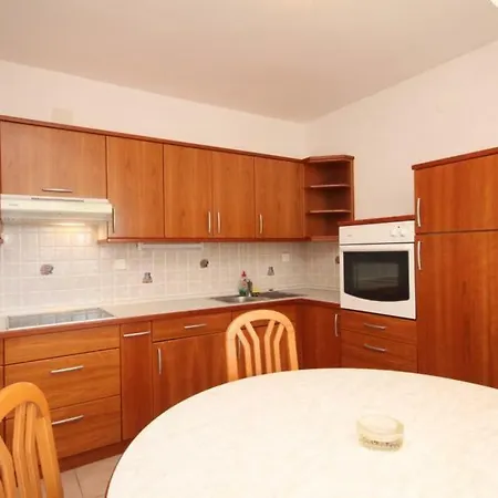 Apartmán With A Parking Space Rukavac, Vis - 2469